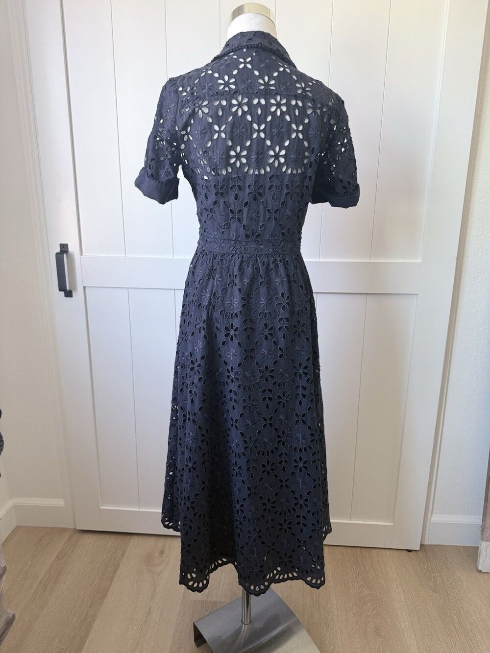J Crew Embroidered Eyelet Navy Midi Dress Sz 2 1940s Retro Pockets Lucy Pinup - Picture 3 of 16